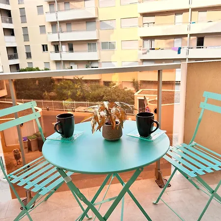 Paradis- 4 Pers, Neuf, Hyper Centre ! A 2 Mn- Climatise * Saint-Raphaël